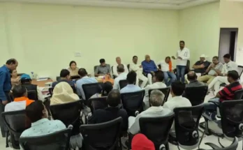 nagar-nigam-mic-meeting